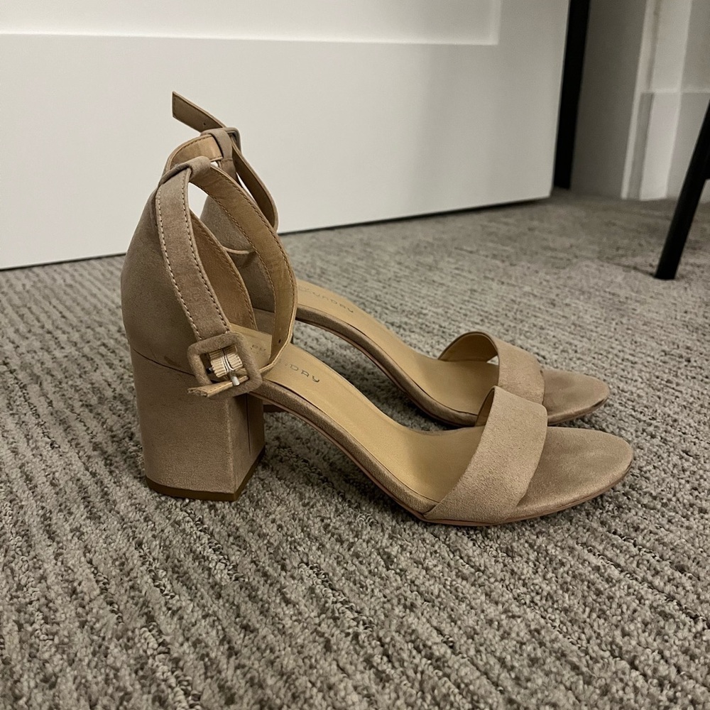 Chinese Laundry Block heels women 8.5 tan